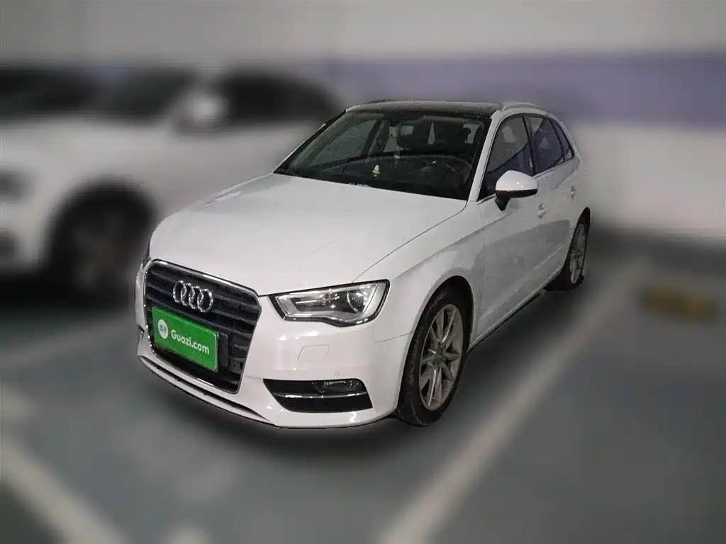 AUDI  A3