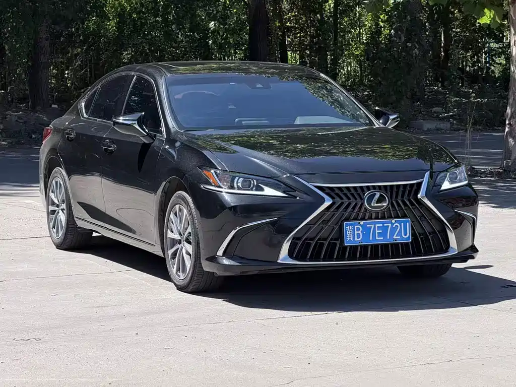 Lexus ES — миниатюра 3