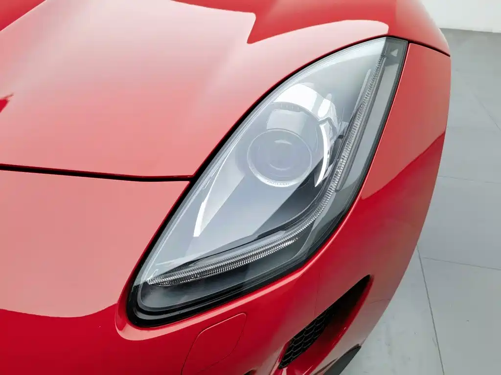 Jaguar F-TYPE — миниатюра 7