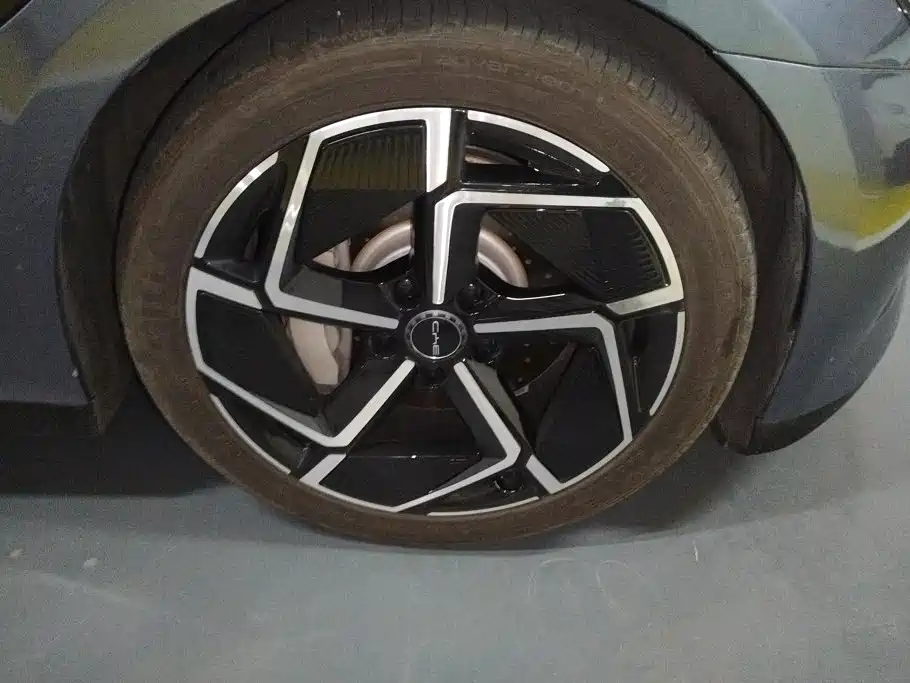 BYD Seal — миниатюра 6