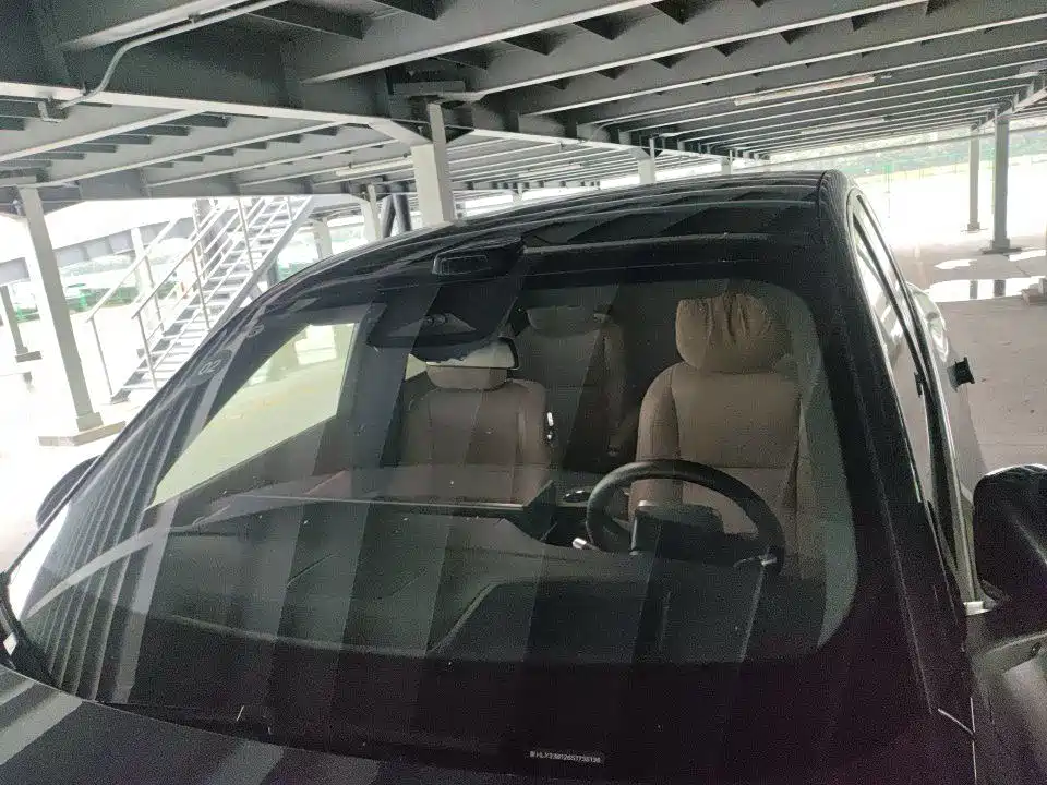 Li Auto Li L8 — миниатюра 9