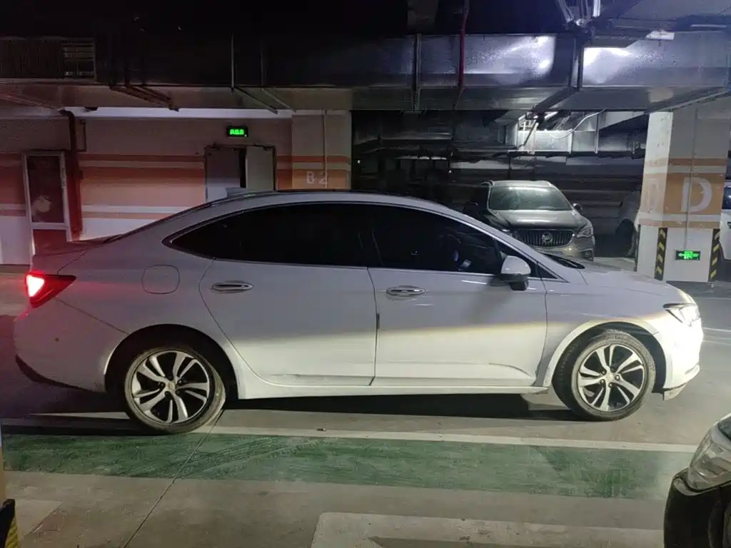 Buick Verano — миниатюра 26