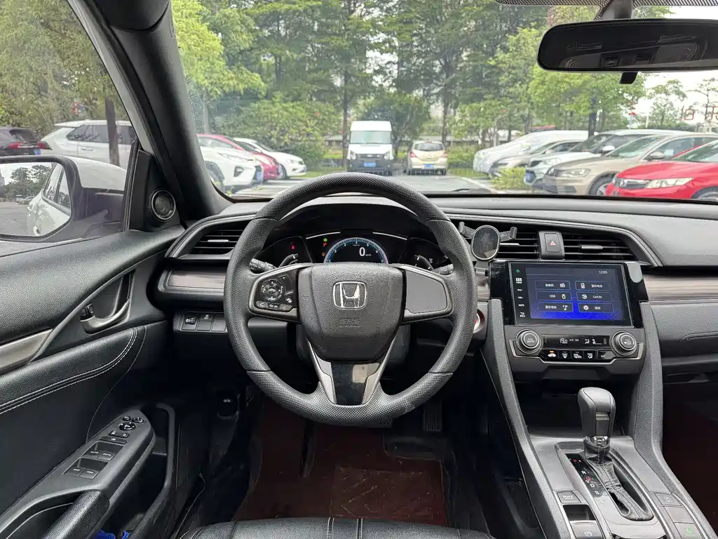 Honda Civic — миниатюра 13
