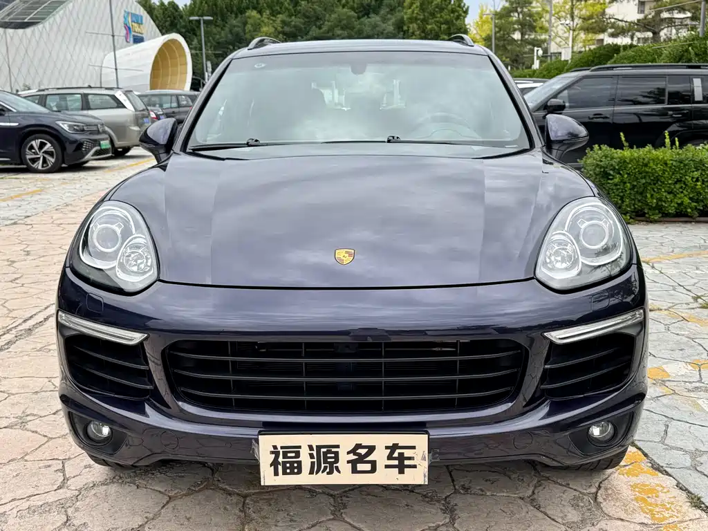 Porsche Cayenne — миниатюра 2