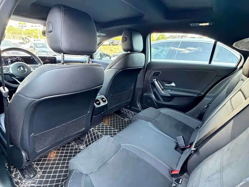 Mercedes-Benz A-Class — миниатюра 14