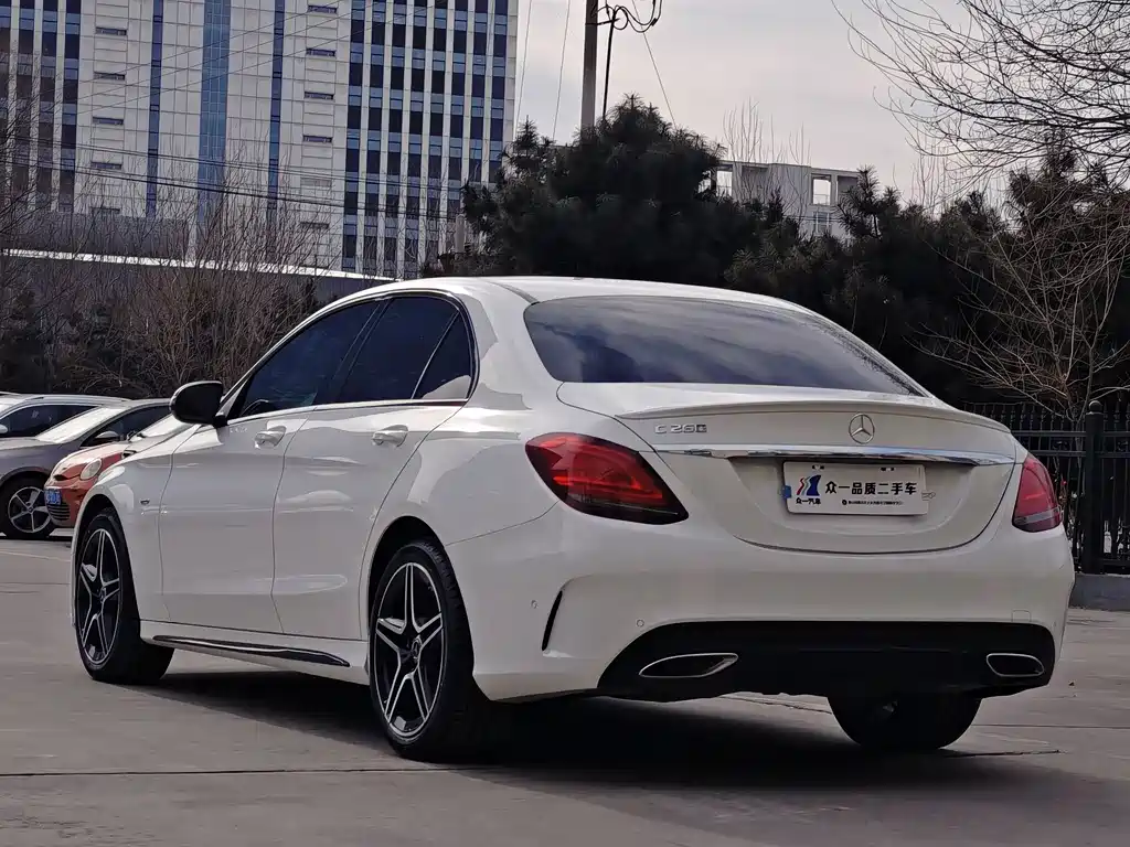 MERCEDES-BENZ C CLASS