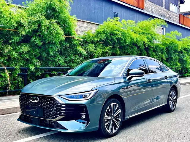 2025 Chery Arrizo 8