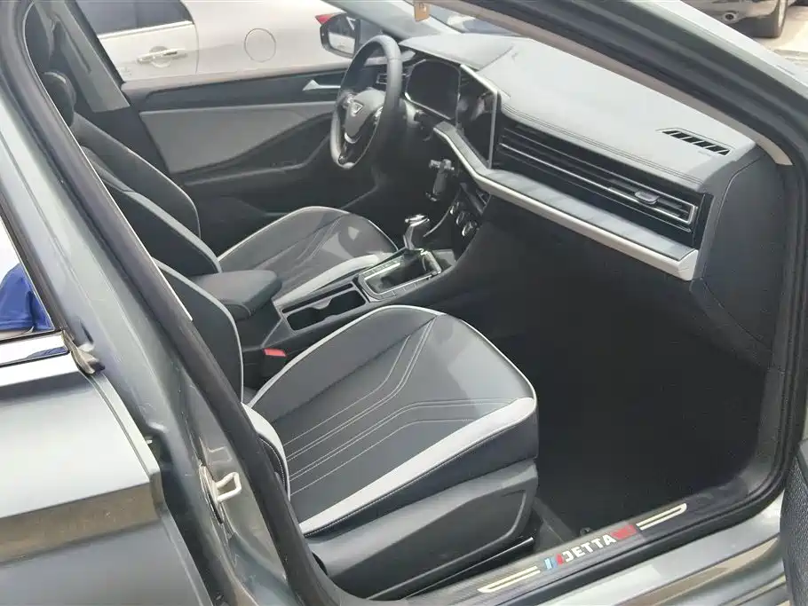 Jetta VA7 — миниатюра 8