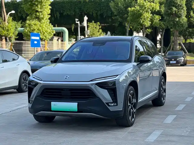 2021 Nio ES8