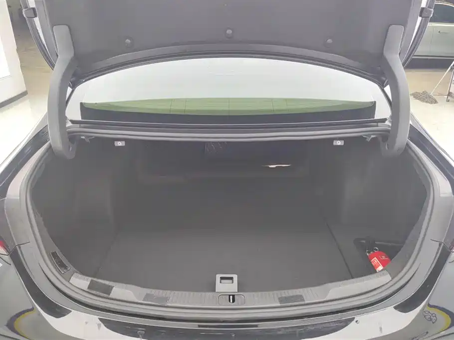 Buick LaCrosse 2021 652T Luxury