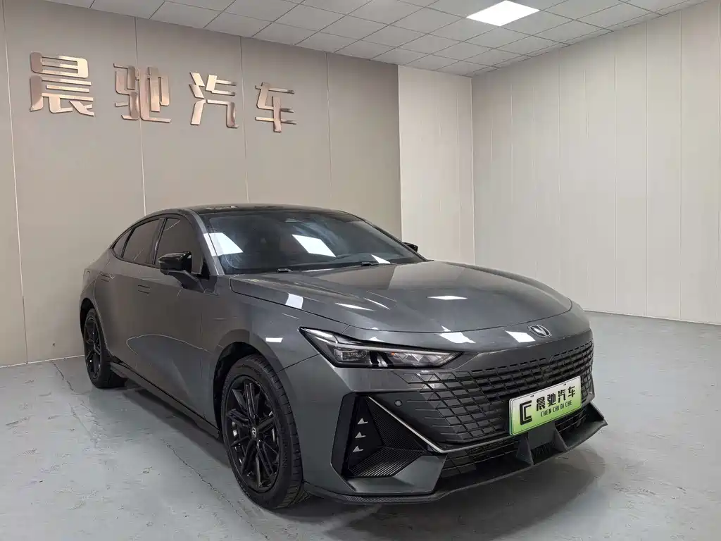 Changan UNI-V iDD — миниатюра 3