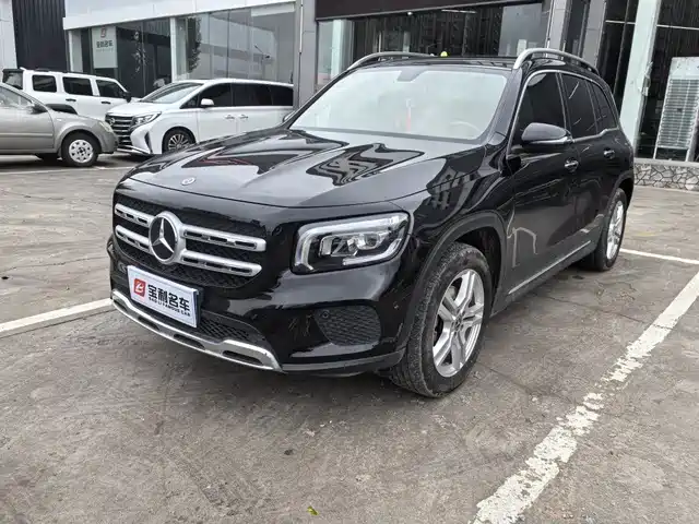 MERCEDES-BENZ  GLB 2021