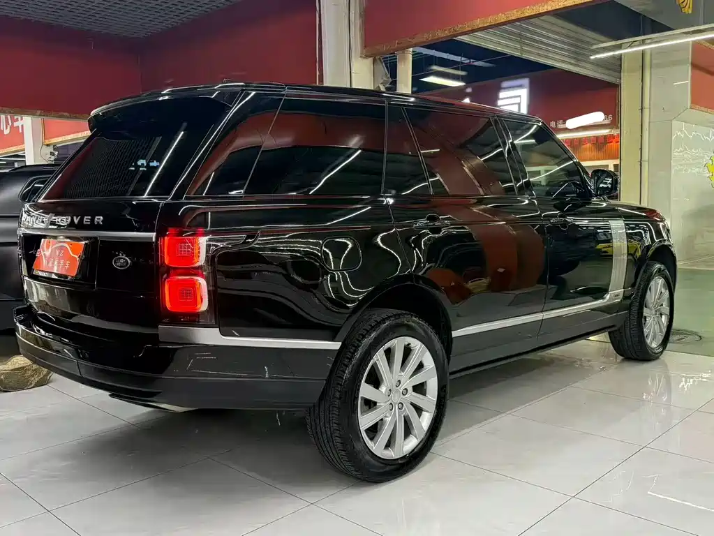 Land Rover Range Rover — миниатюра 7