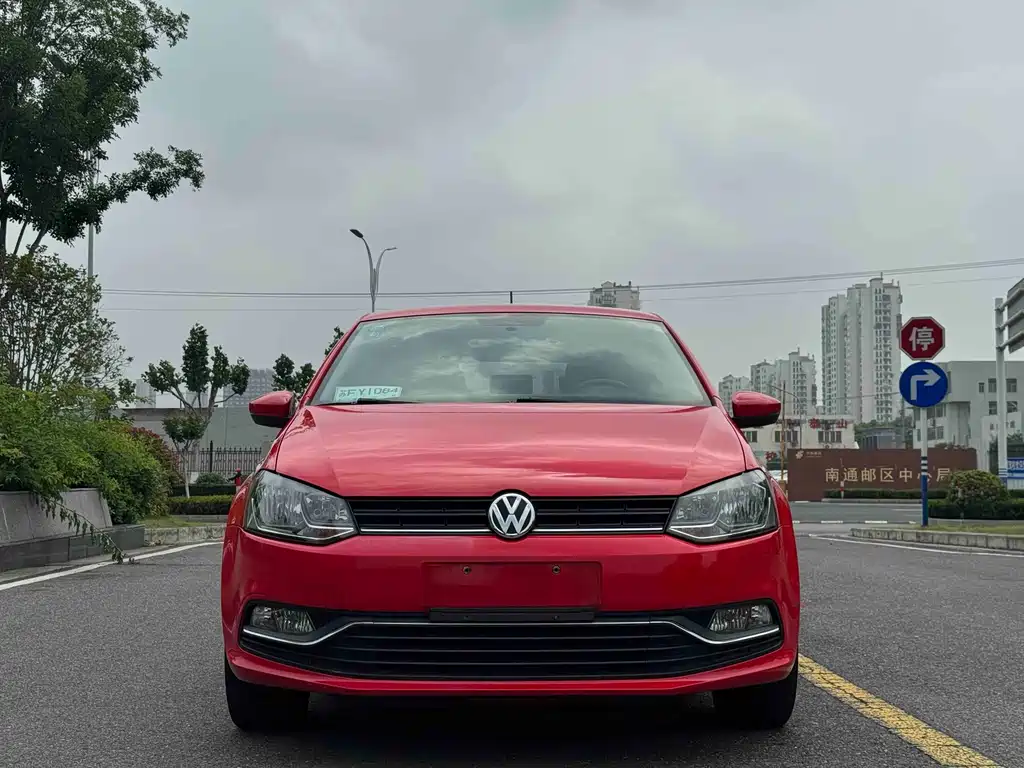 Volkswagen Polo — миниатюра 2