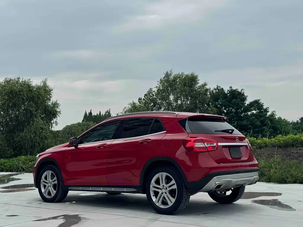 Mercedes-Benz GLA — миниатюра 7