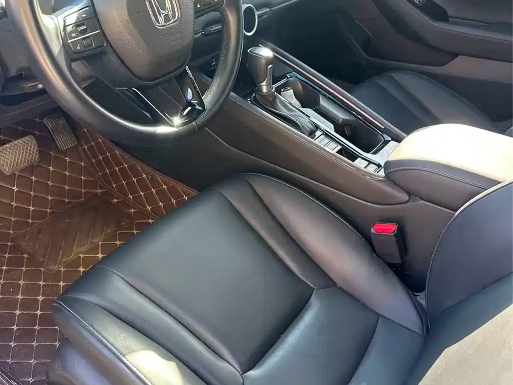 Honda Accord — миниатюра 7