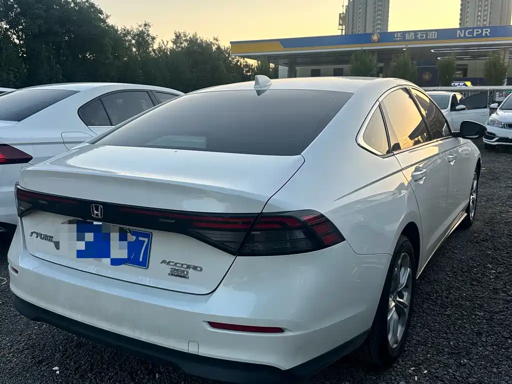 Honda Accord — миниатюра 4