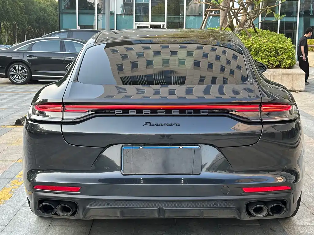 Porsche Panamera — миниатюра 13