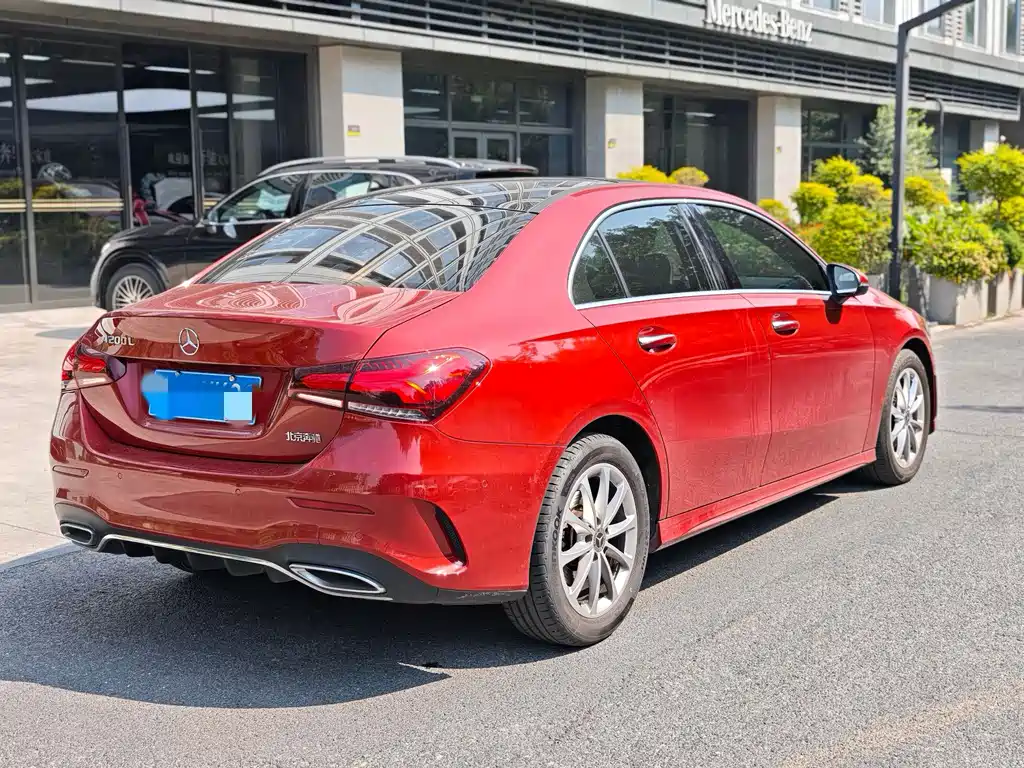 Mercedes-Benz A-Class — миниатюра 3