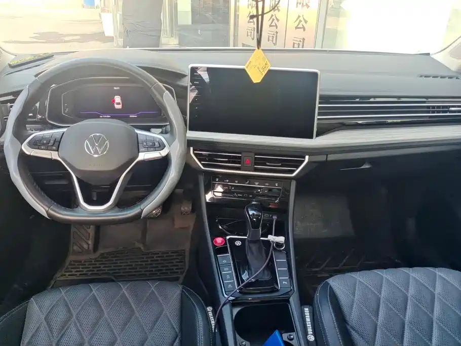 Volkswagen Sagitar — миниатюра 12