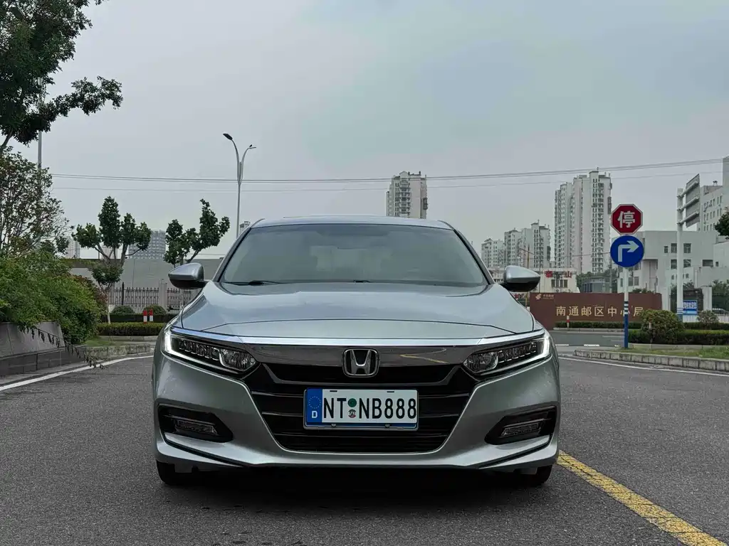 Honda Accord — миниатюра 2