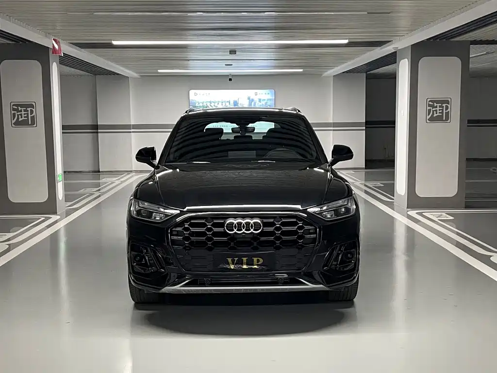 Audi Q5L — миниатюра 2