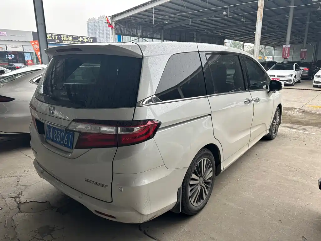 Honda Odyssey — миниатюра 7