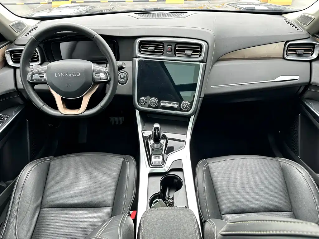 Lynk & Co 01 2.0T 2WD Type Pro Edition, фото 18
