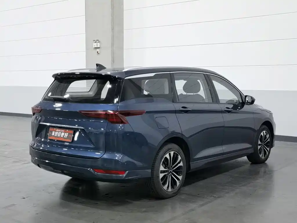 Wuling Victory — миниатюра 2