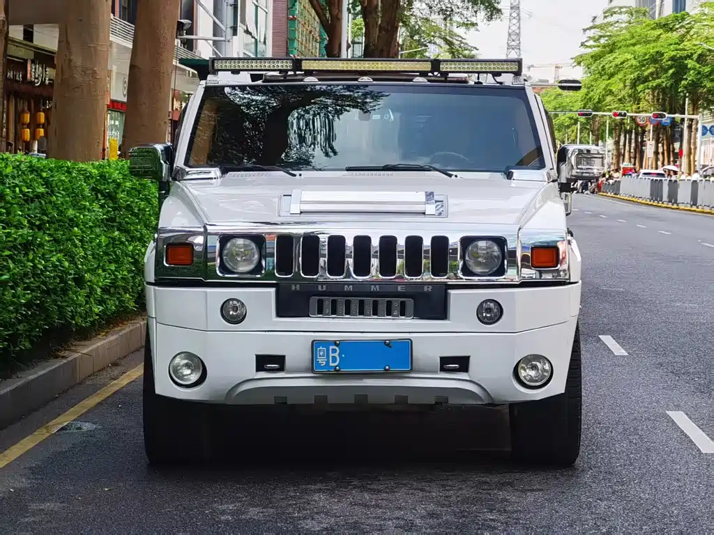 Hummer H2 — миниатюра 2