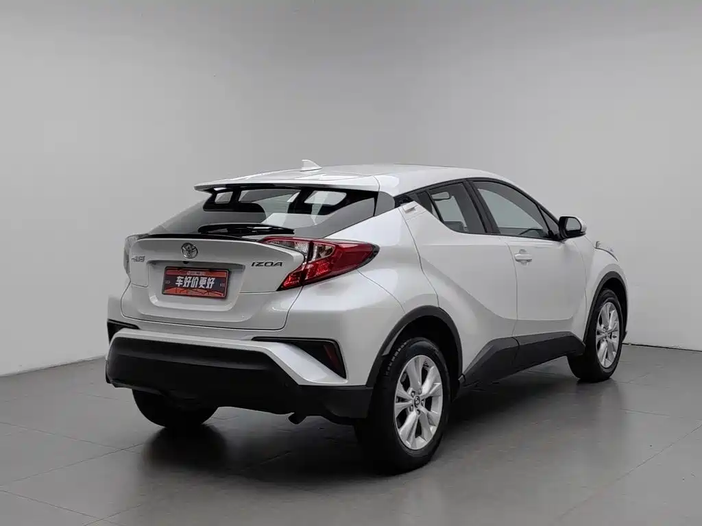 Toyota IZOA — миниатюра 2