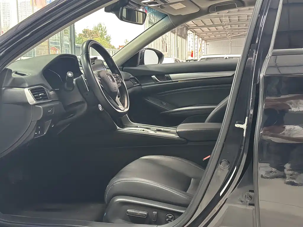 Honda Accord — миниатюра 4