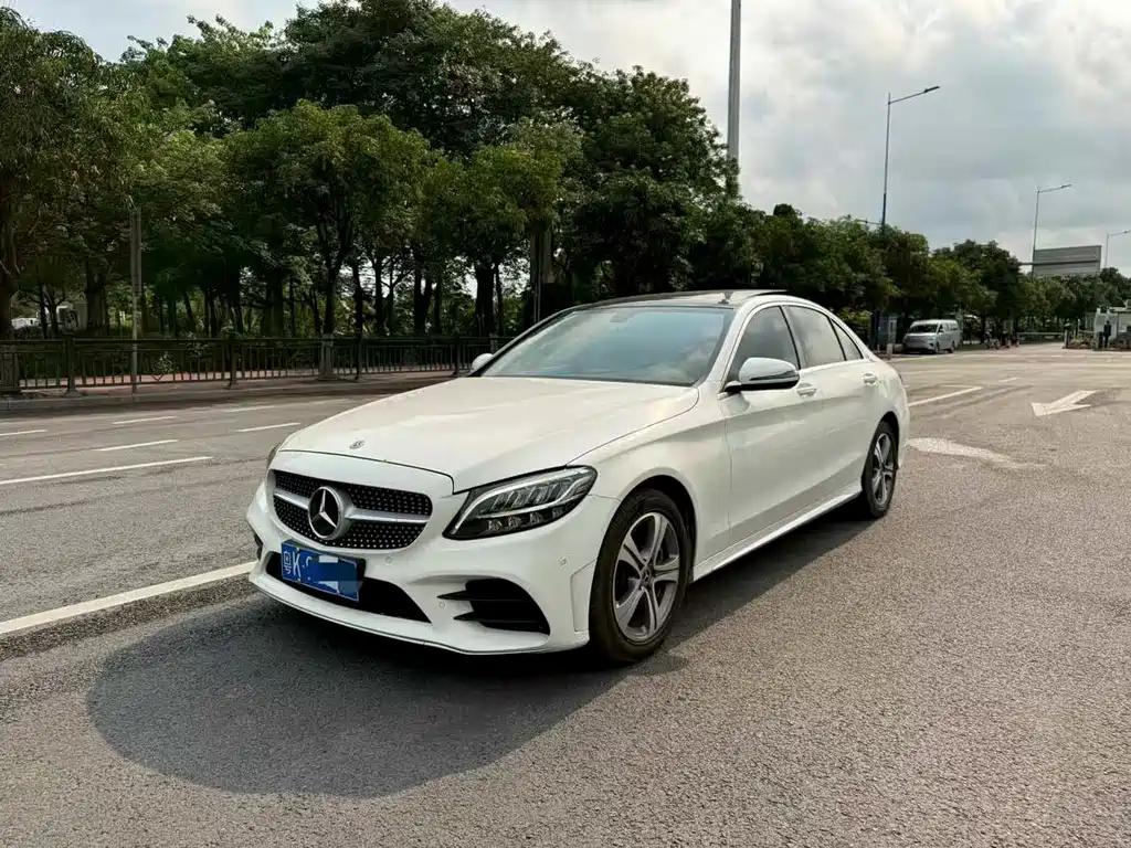 Mercedes-Benz C-Class 2020