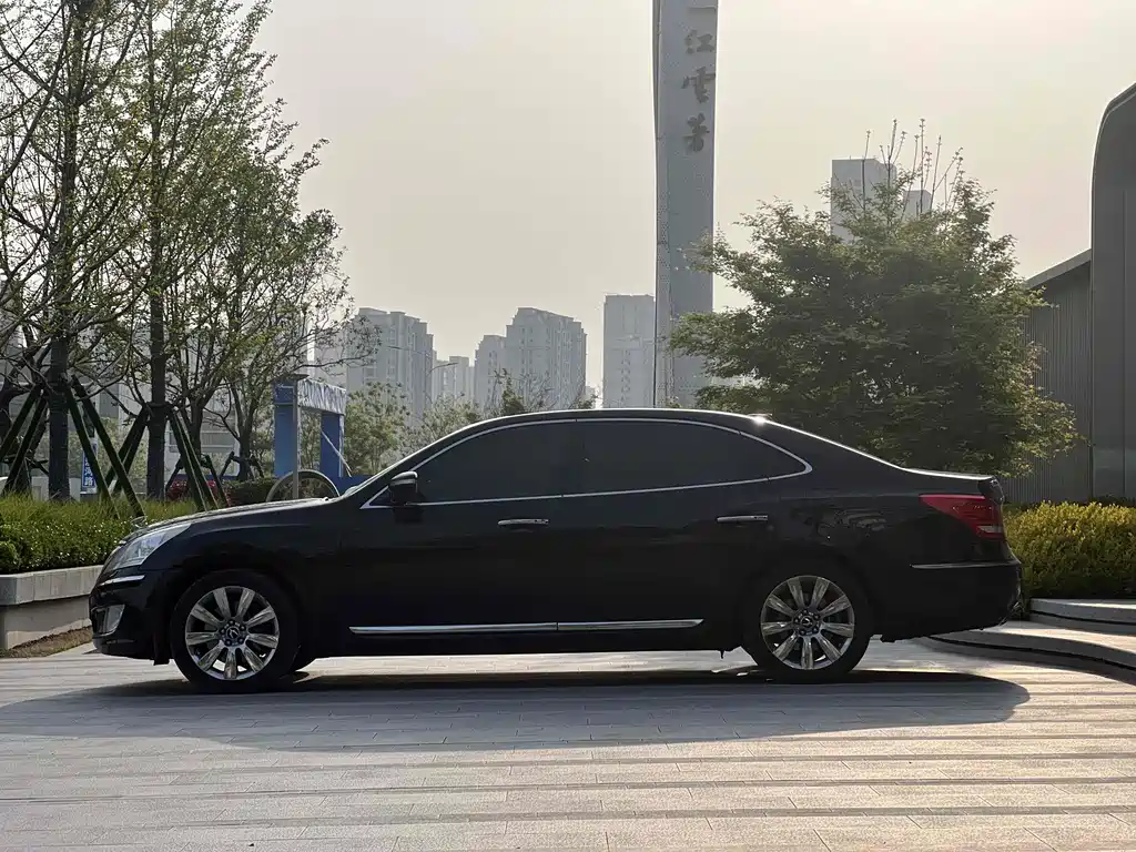 Hyundai Equus — миниатюра 7