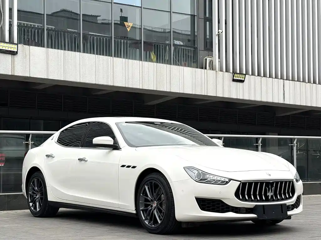 Maserati Ghibli 2021 2.0T