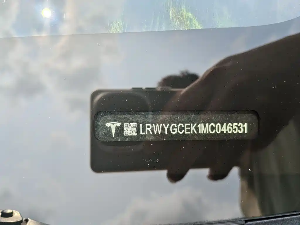 Tesla Model Y 2021 3D7