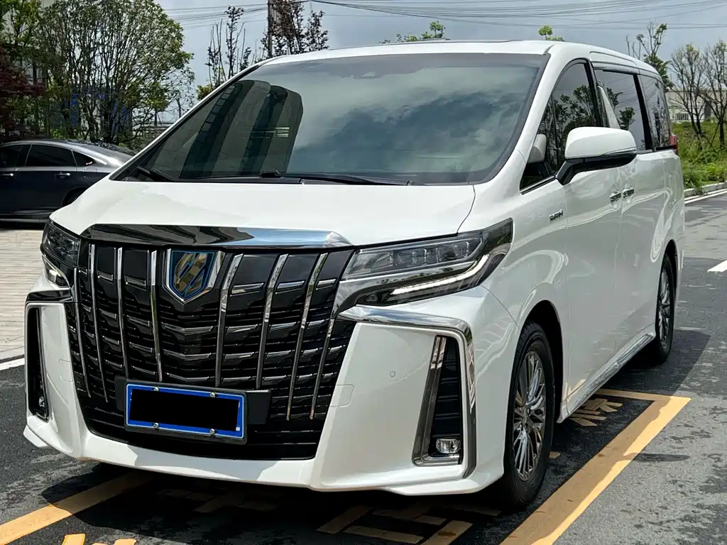 Toyota Alphard 2023