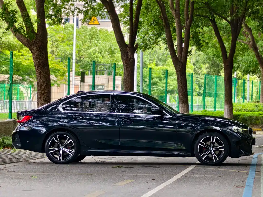 BMW 3 Series 3 2023 325i M Sport