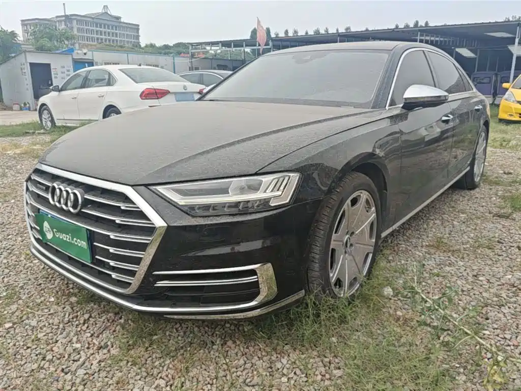 Audi A8 2021