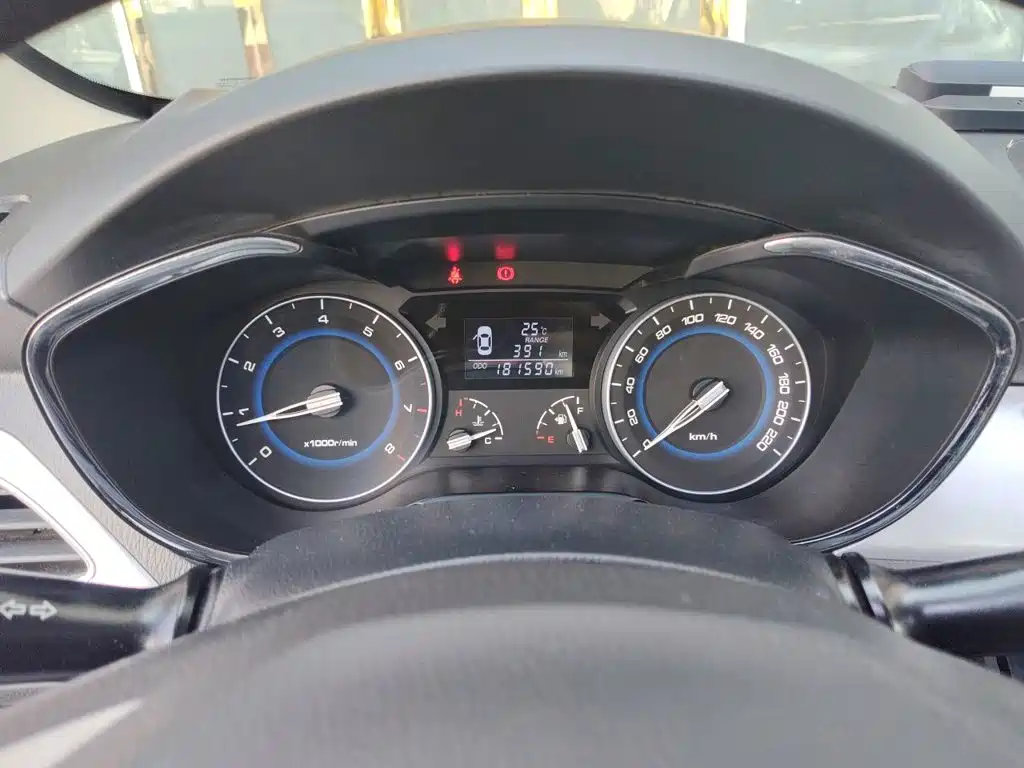 Changan V7 — миниатюра 12