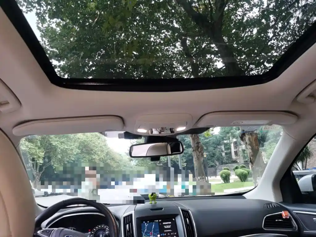Ford Edge — миниатюра 14