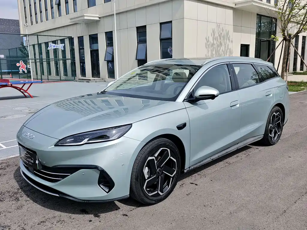 Byd 海豹06 DM-i旅行版 2025