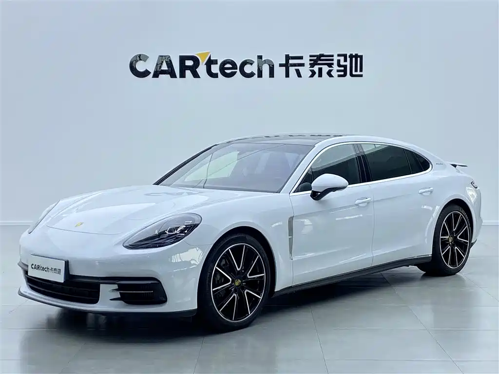 Porsche Panamera 2019