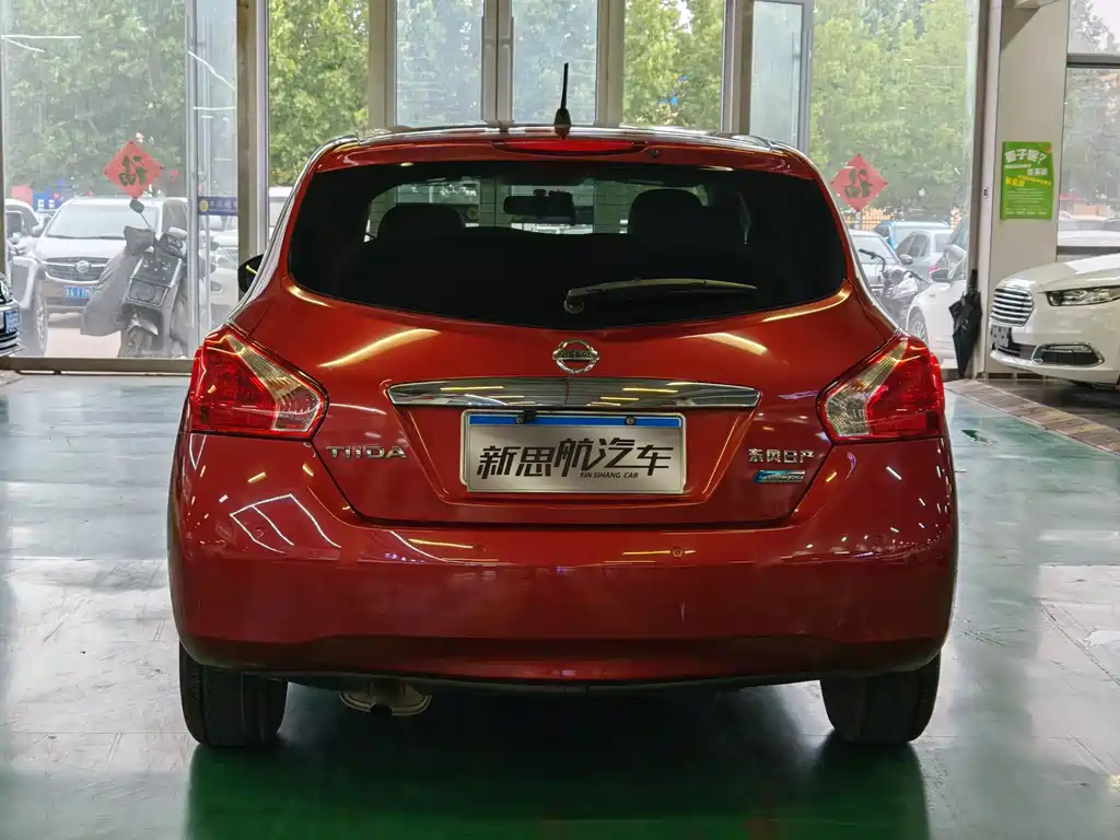 Nissan Tiida 2013 1.6L CVT