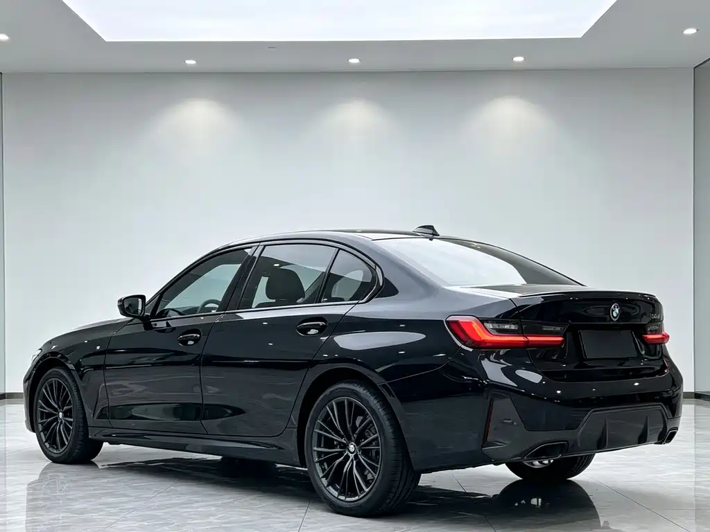 BMW 3 Series — миниатюра 4