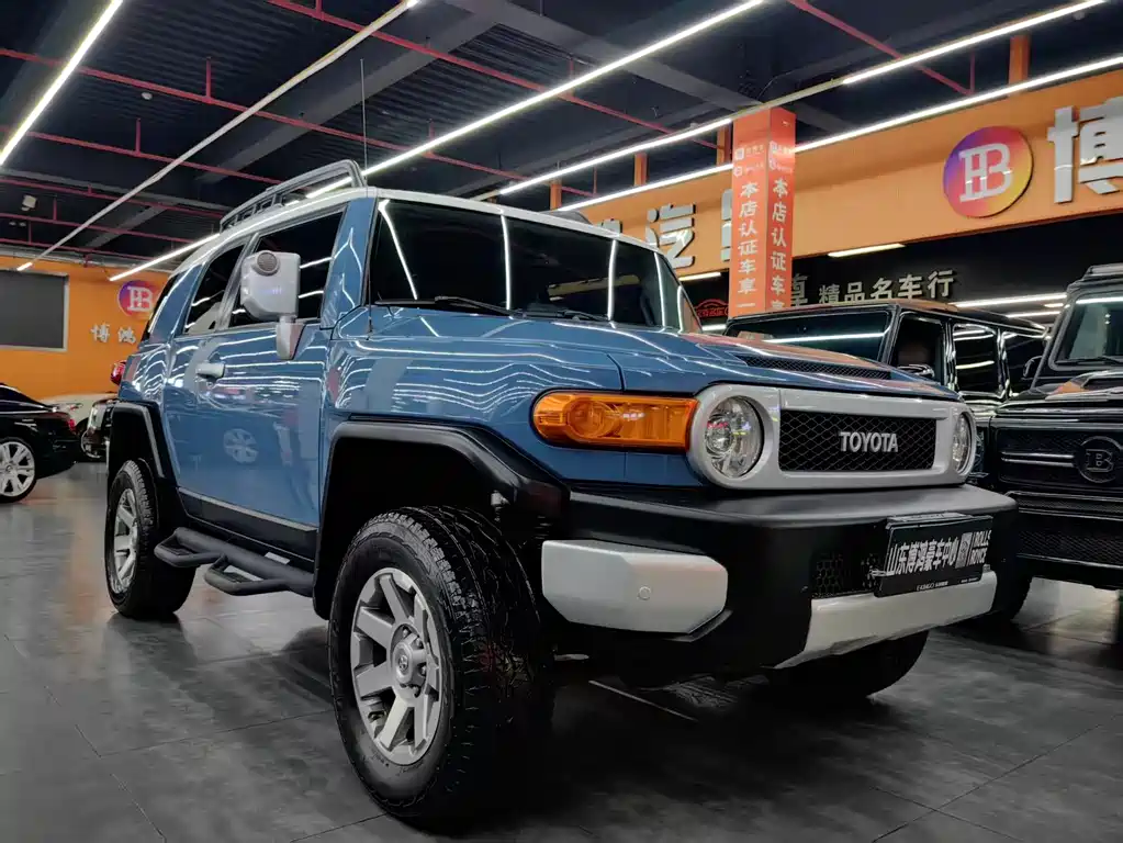 Toyota FJ Cruiser FJ 2018 4.0L AT