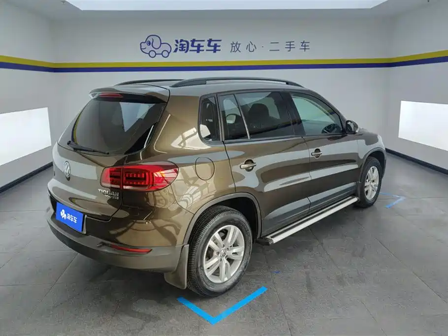 Volkswagen Tiguan 2015 1.8TSI AT