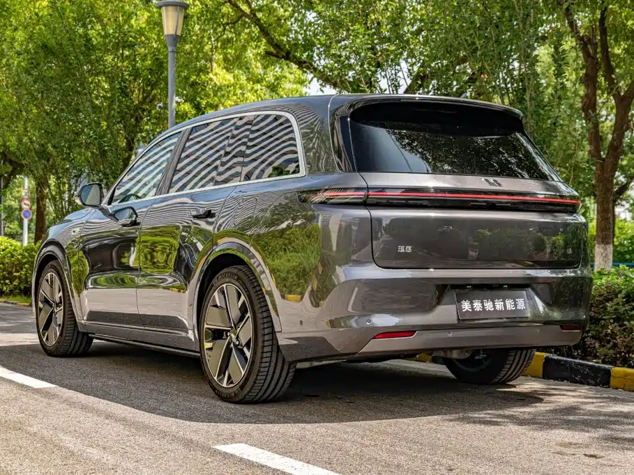 Li Auto Li L8 — миниатюра 17
