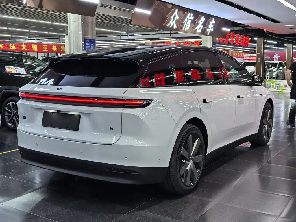 Li Auto i6 2025 Standard