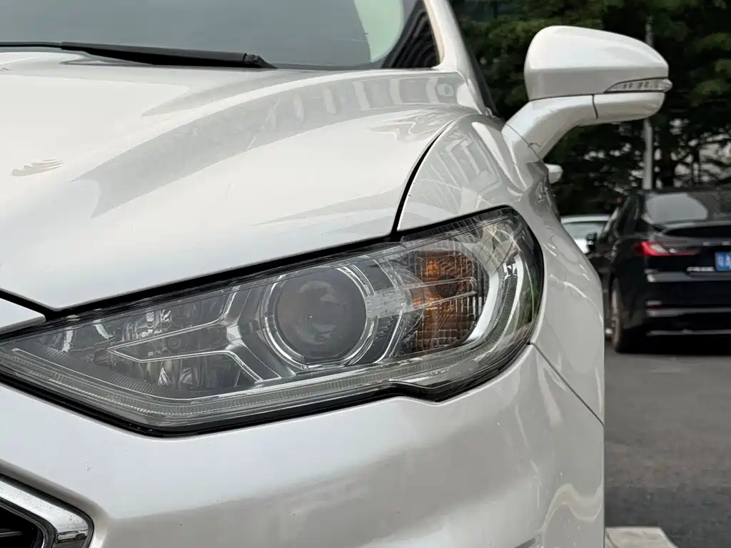 Ford Mondeo — миниатюра 4